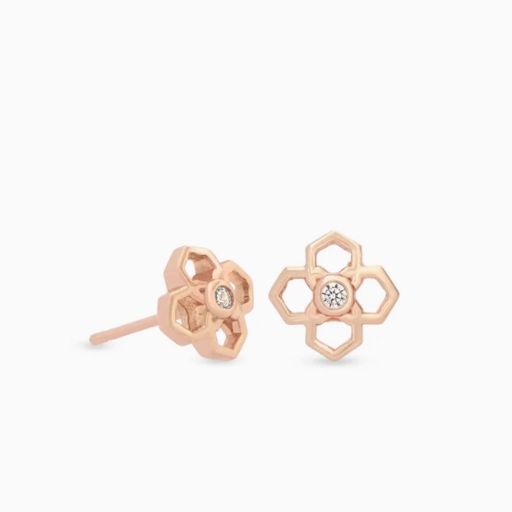 Kendra Scott studs